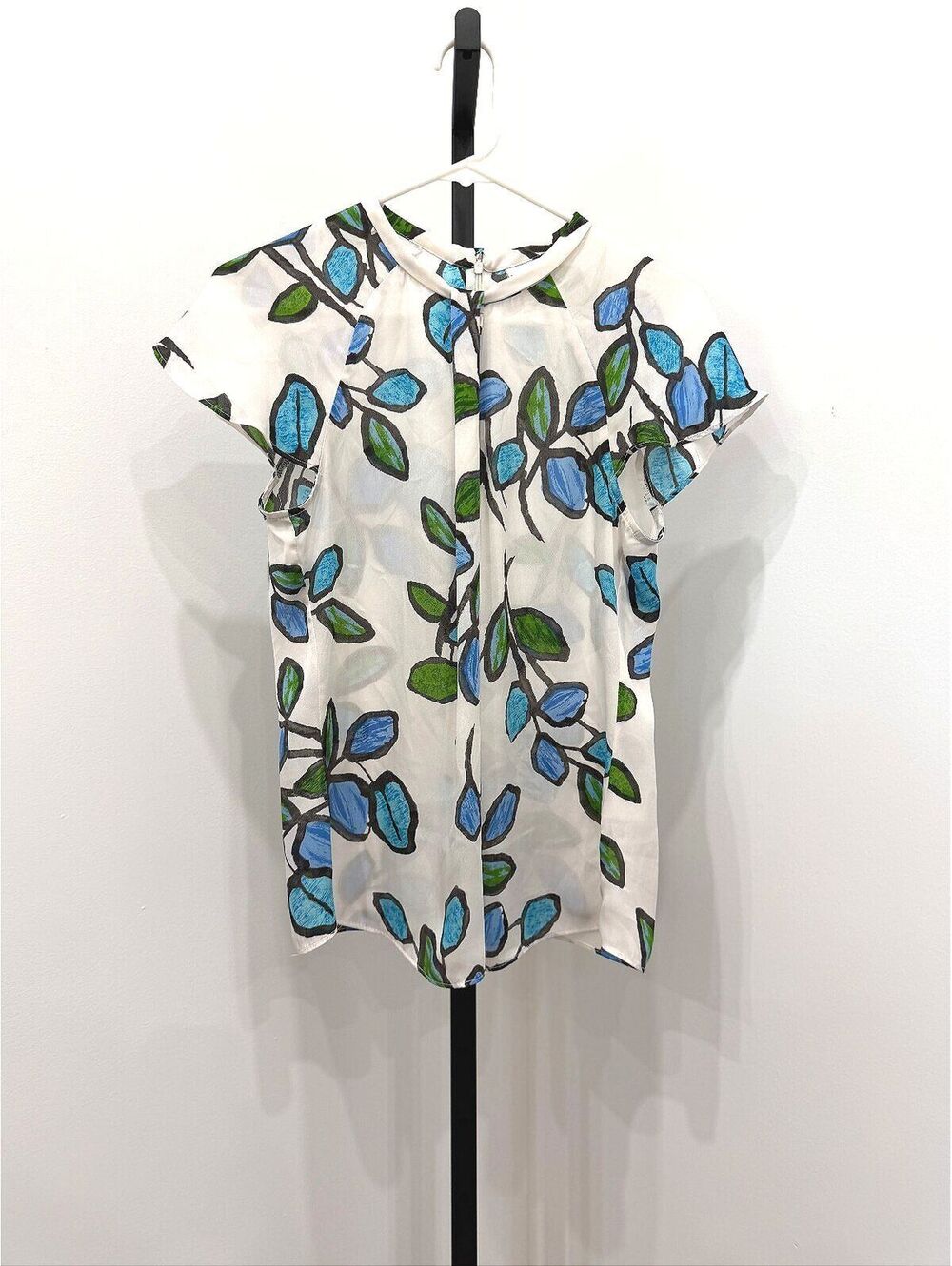 Liz Claiborne Women's Short Sleeve Floral Print Blouse, Size Small